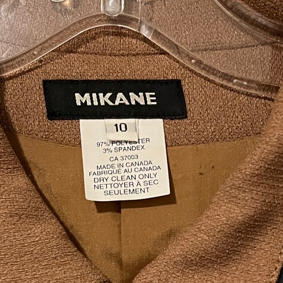 Mikane Dress. Vintage. Never Worn. Size 10 - Picture 13 of 13